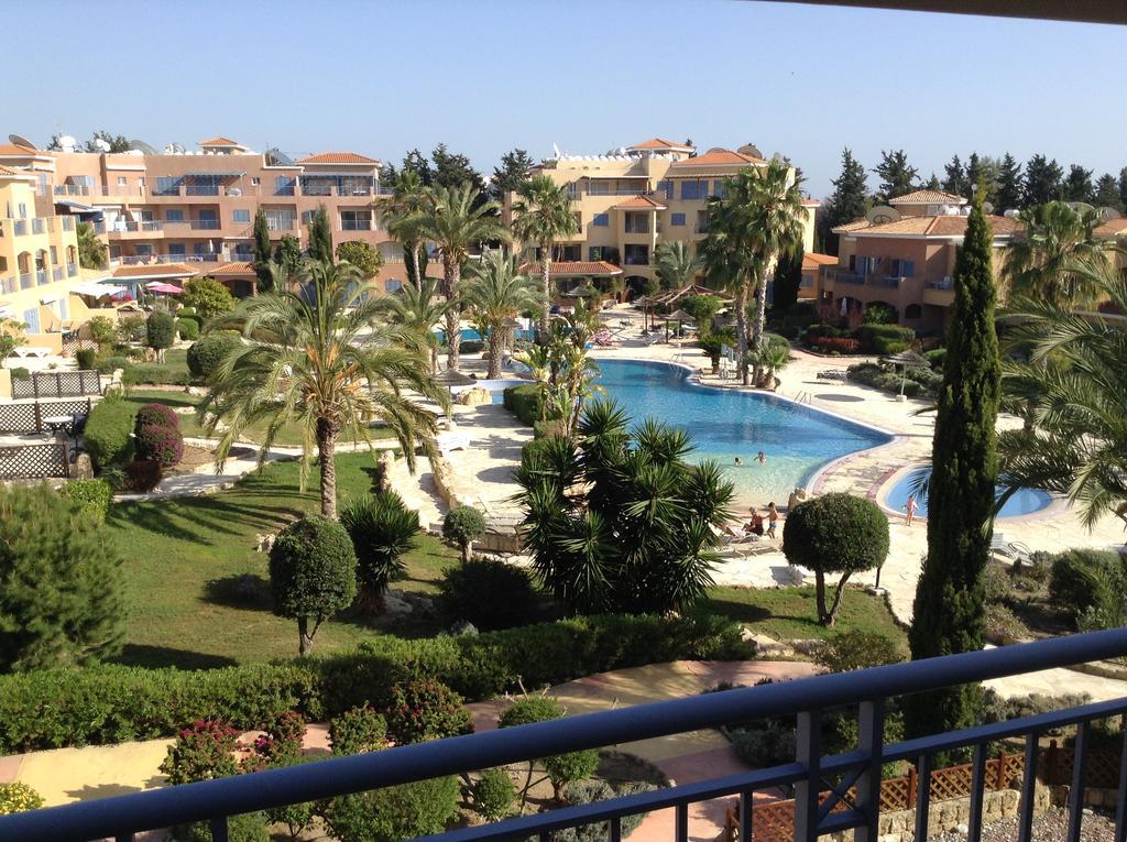 דירות Paphos Limnaria Gardens B מראה חיצוני תמונה